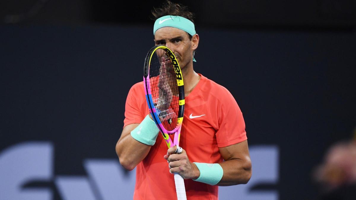 Brisbane International tennis tournament. Nadal aplaude un golpe de Thompson