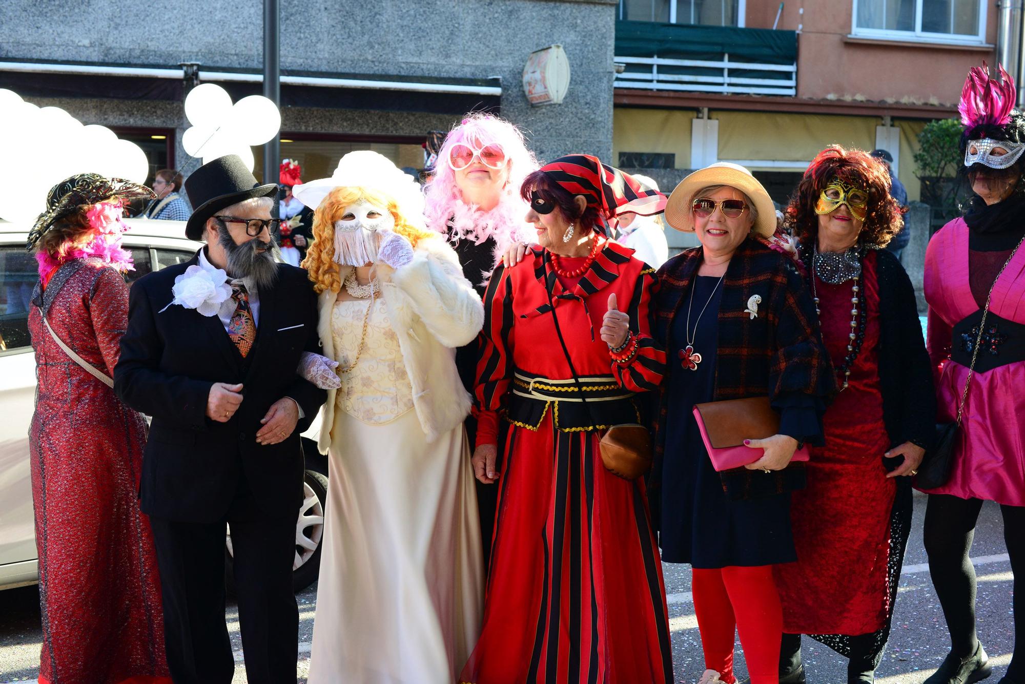 Moaña "llora" el fin del carnaval con el Enterro da Sardiña