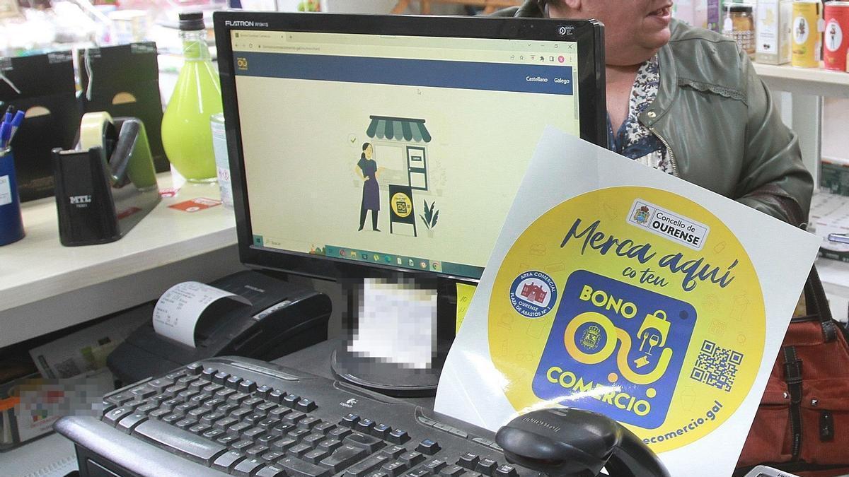 La campaña del bono de 100 euros del Concello dinamizó las ventas en Ourense en la primavera de 2023.