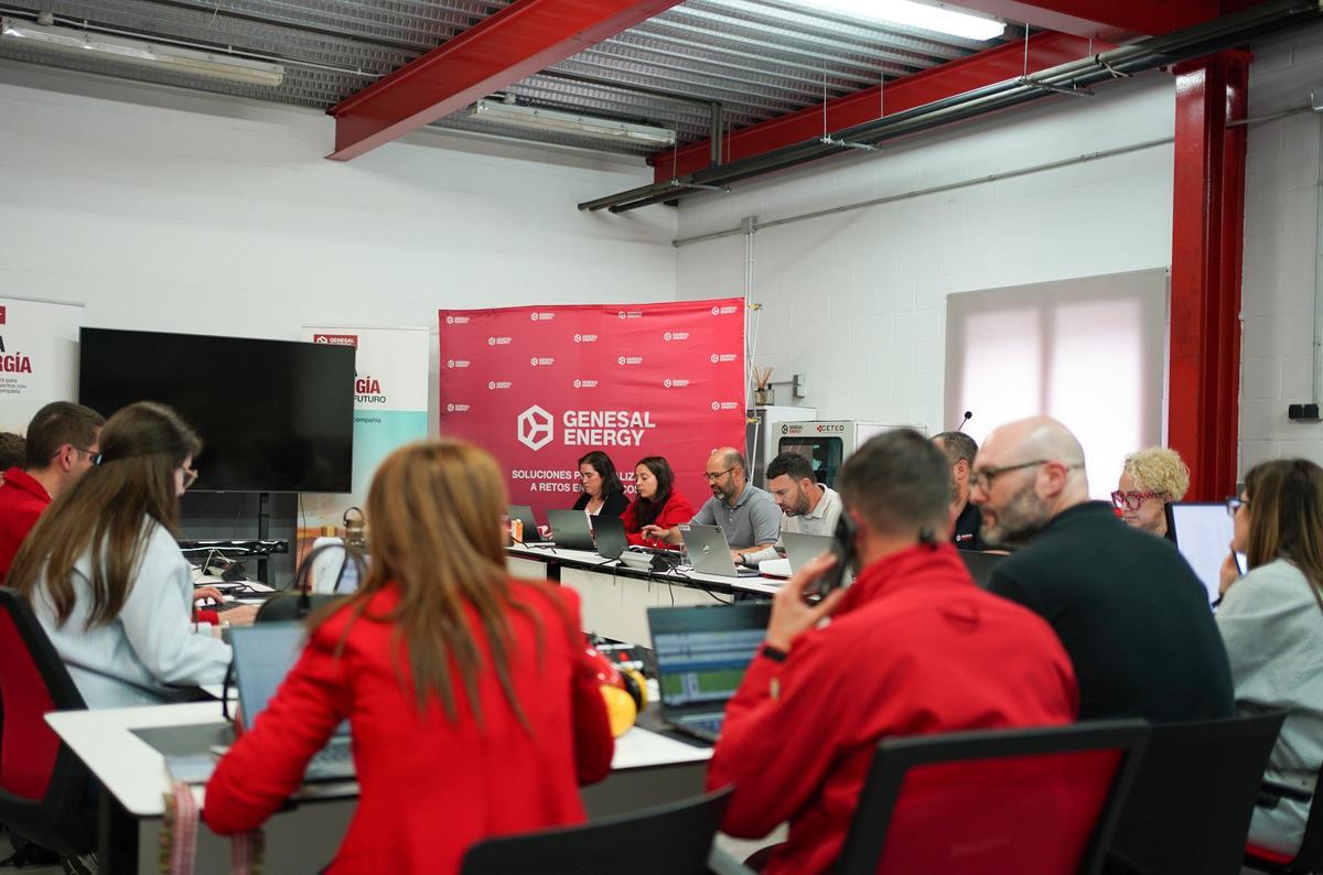 Gabinete de crisis de Genesal Energy el pasado 28 de abril durante el apagón.