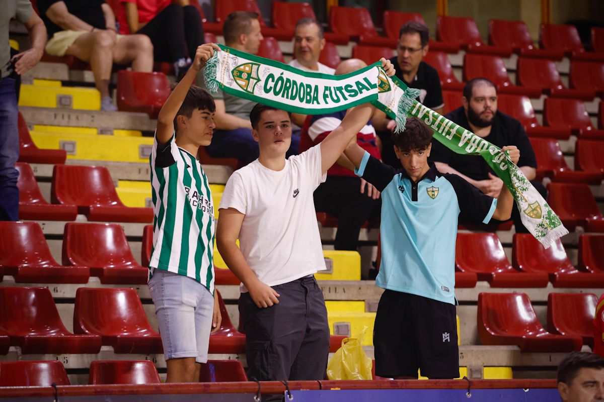El encuentro Córdoba Futsal - Ribera Navarra en imágenes