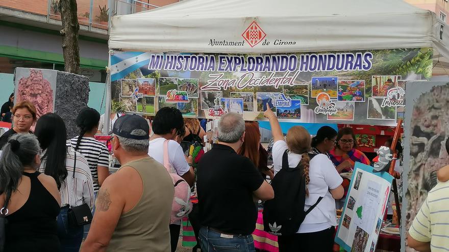 Una fira gastronòmica i cultural tanca la Setmana de l&#039;Hondurenyitat a Girona