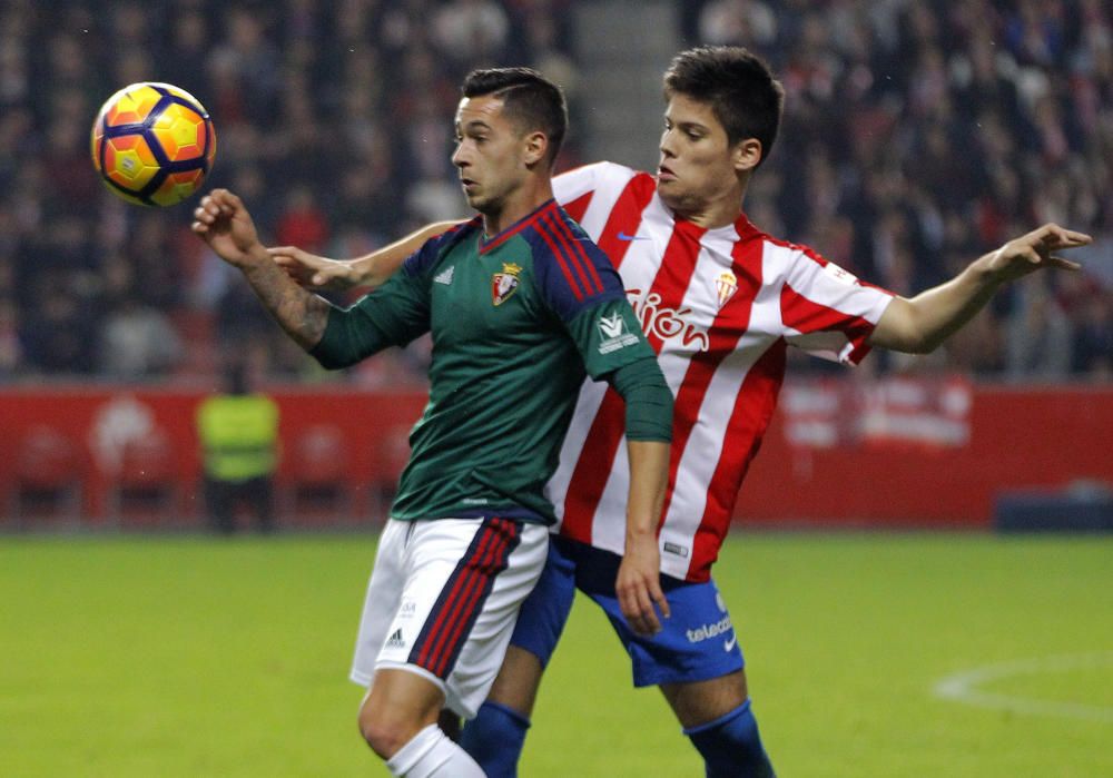 El partido entre el Sporting y el Osasuna, en imágenes