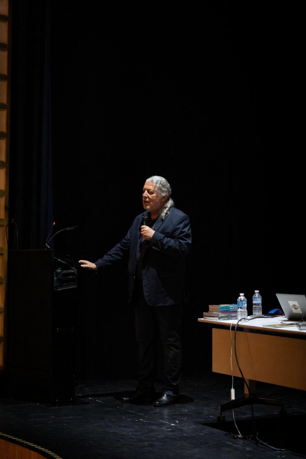 Clase magistral de Eilza en el teatro Seminario San Atilano.