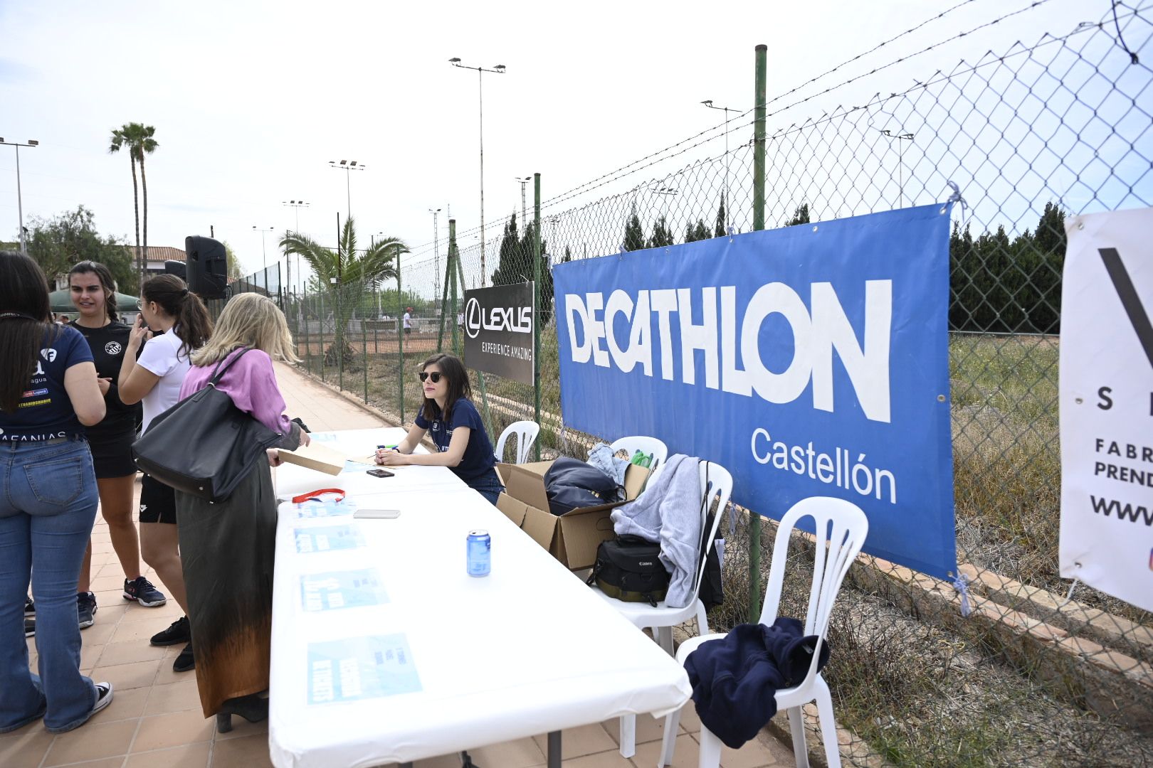 Las mejores imágenes de la jornada de pádel solidario de la Gaiata 15 en Castelló