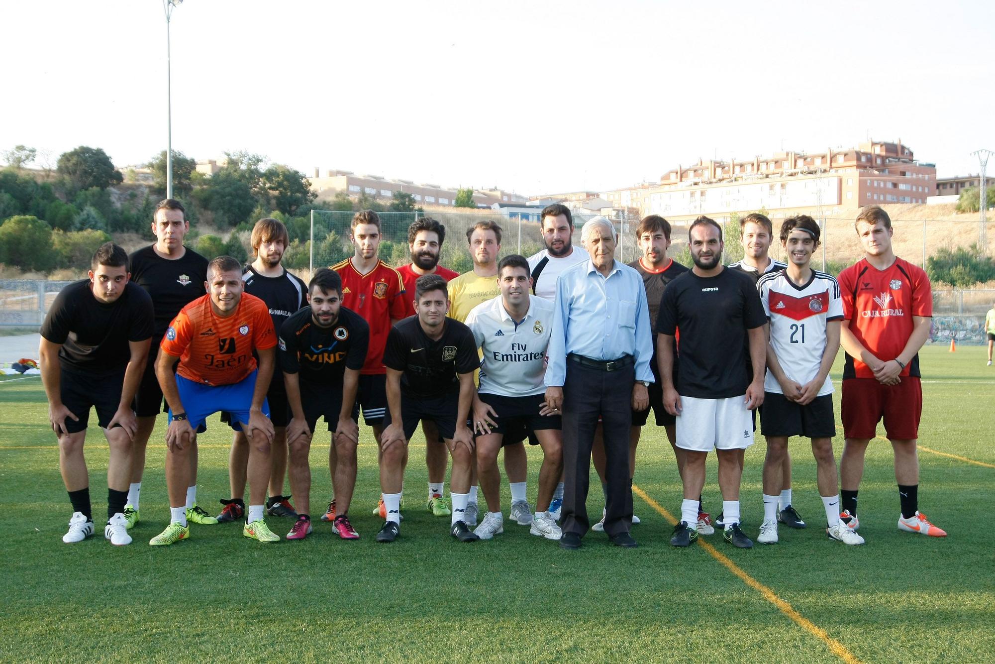 Antonio Fernández Carbajo y el fútbol, en imágenes