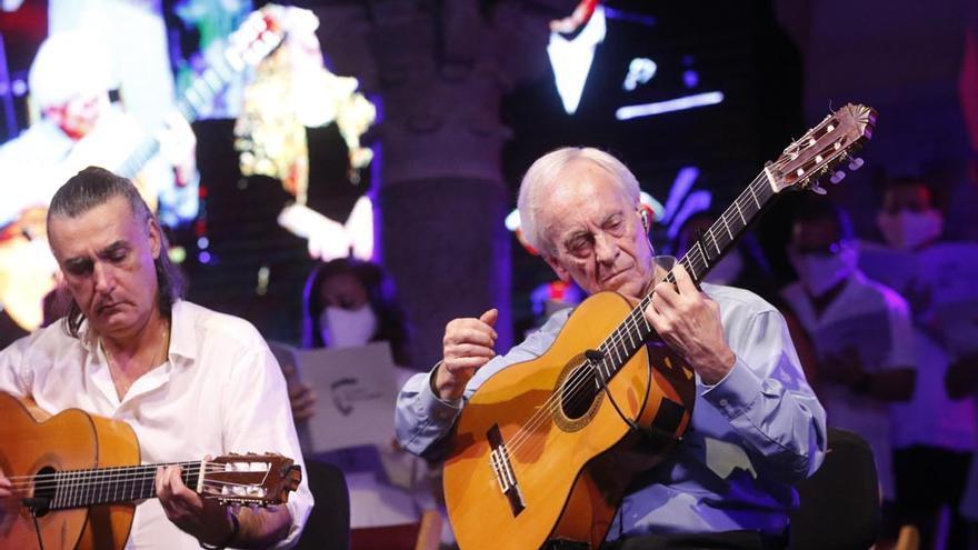 Paco Peña cierra la 40 edición del Festival de la Guitarra