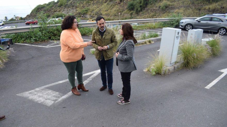 «Abandono total» e «imagen lamentable» de los aparcamientos del Hospital del Norte