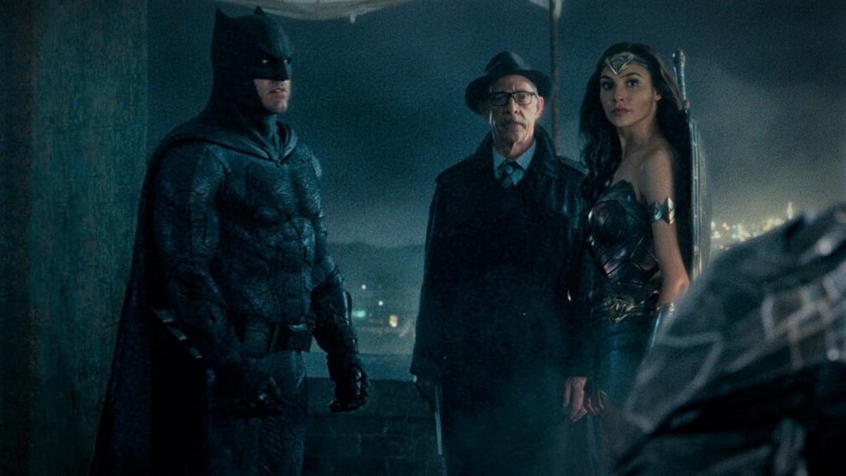 James Gordon, Batman y Wonder Woman, en 'La Liga de la Justicia de Zack Snyder'.