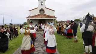 La Providencia pone el broche de oro a sus fiestas con la procesión a la Colina del Cuervo: "La gente le tiene fervor por la Virgen"