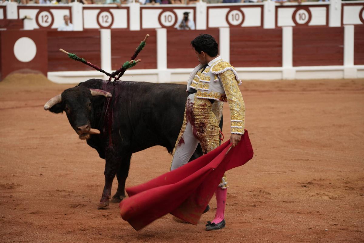 El broche a la feria taurina de Gijón, en imágenes El broche a la feria taurina de Gijón, en imágenes