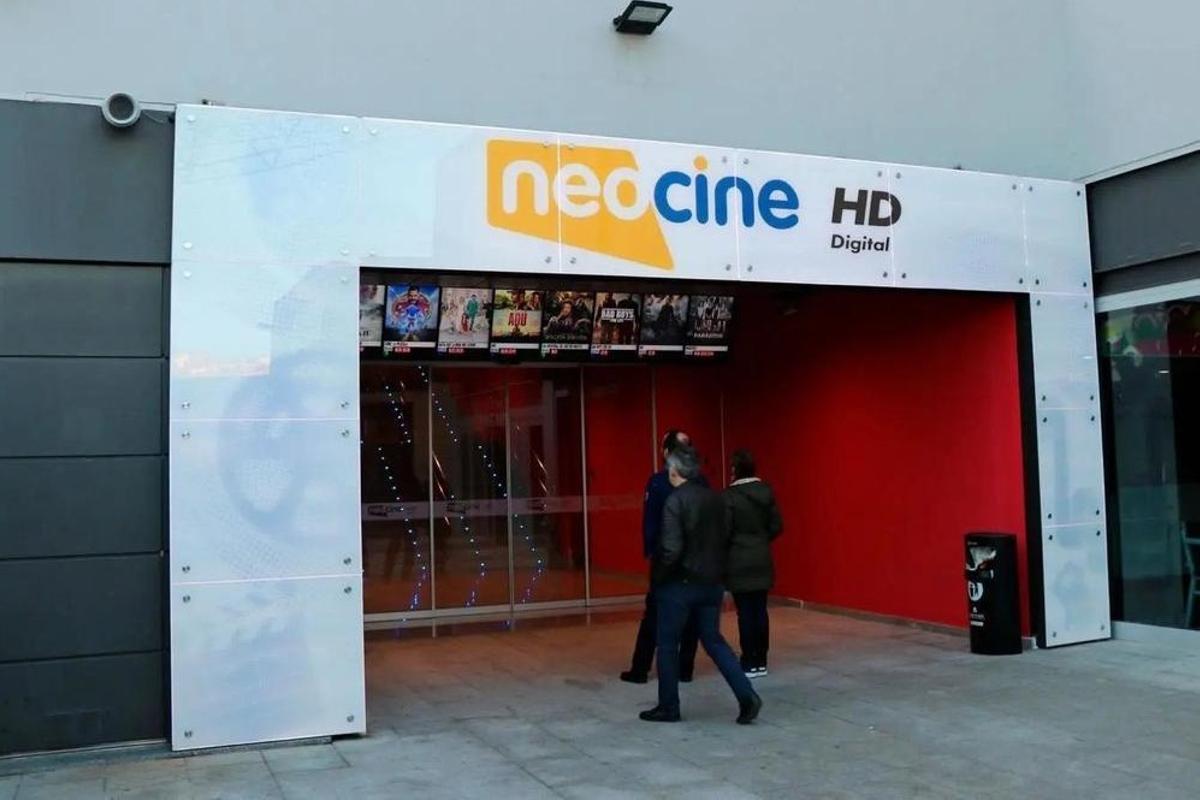 Neocine Vega Plaza de Molina de Segura.