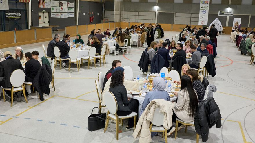 Salt celebra la pluralitat: «és un moment de convivència»