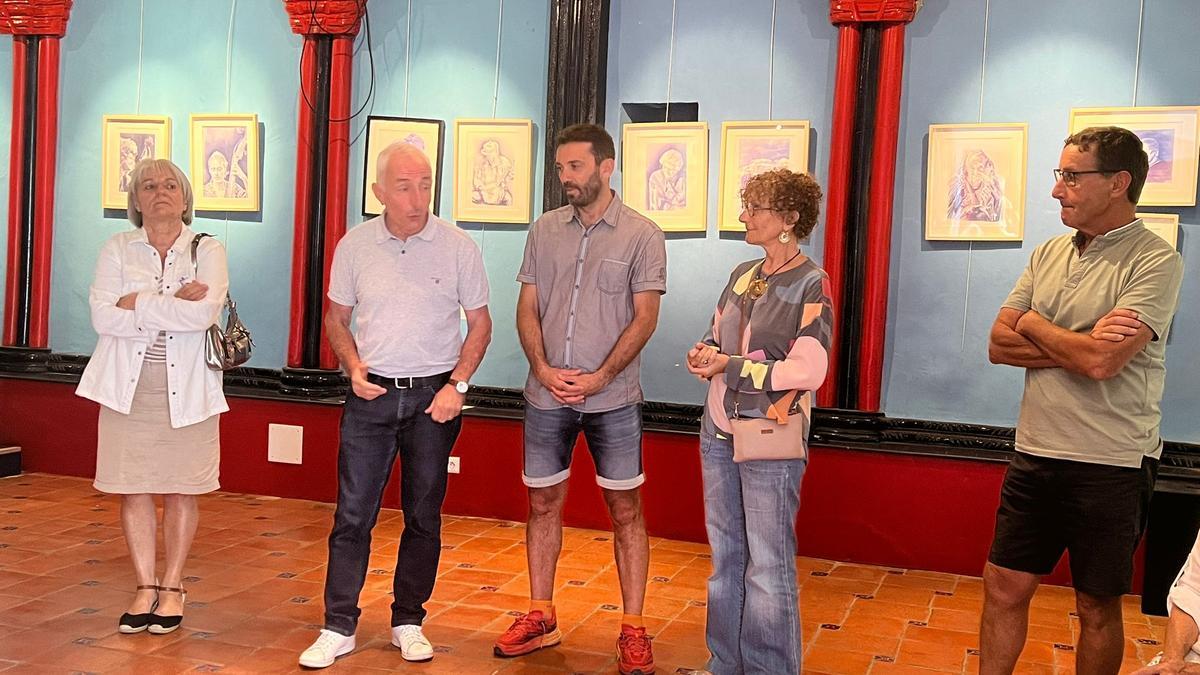 El alcalde Enrique Pueyo junto a Maryse Beyrié, alcaldesa de Vielle Aure, y Philippe Carrèrre, alcalde de Arreau. En la foto también Paco Sierra y la concejala del ayuntamiento de Arreau Anne Duran (1)
