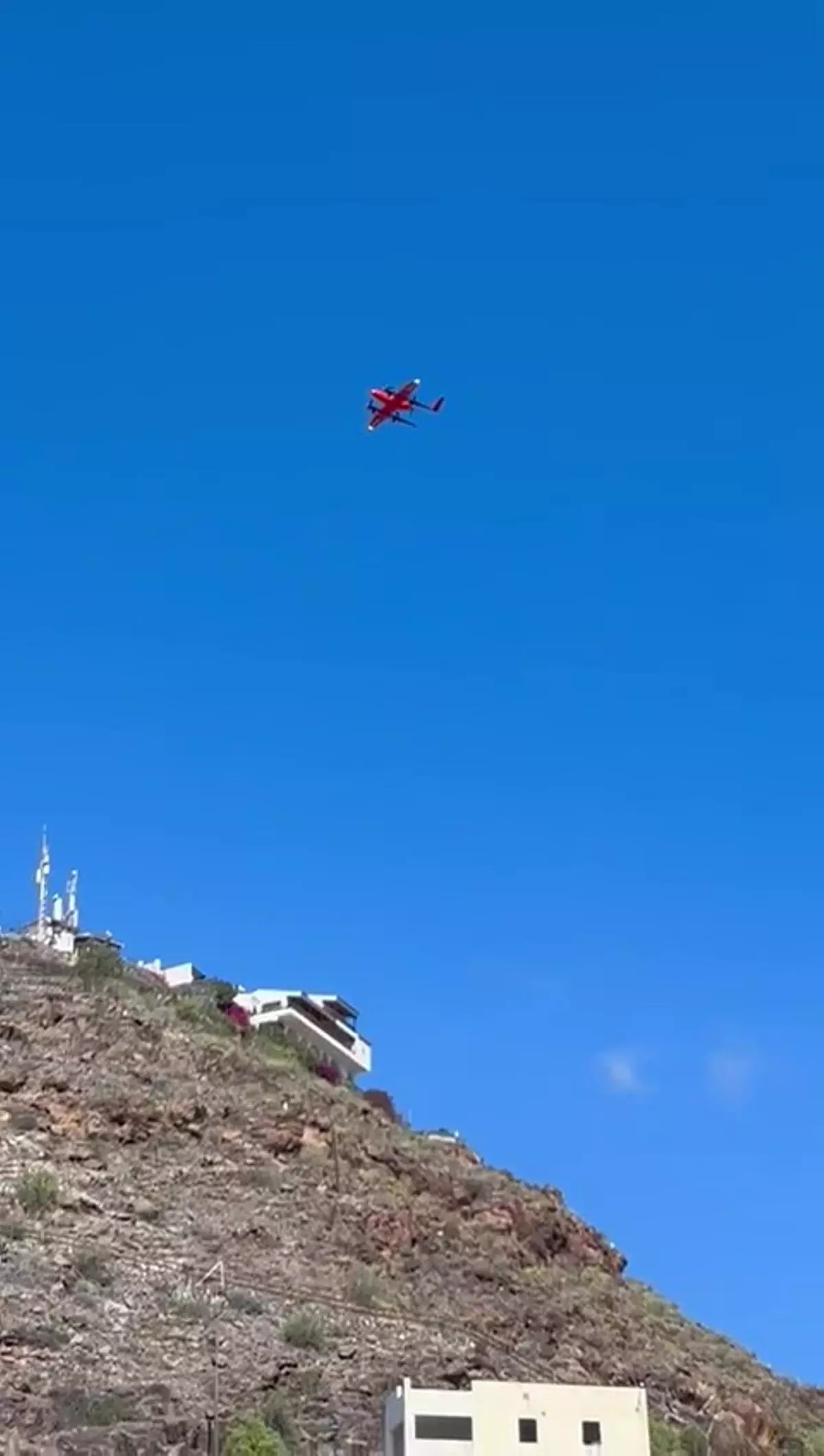 El primer dron para transporte de pruebas médicas en España toma tierra en La Gomera