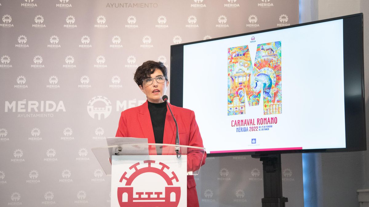 La delegada de Educación, Susana Fajardo, esta mañana en rueda de prensa.