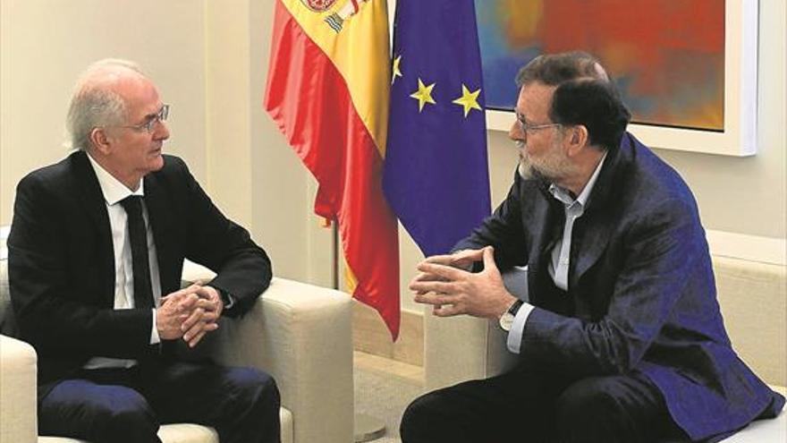 Mariano Rajoy recibe al exalcalde de Caracas huido de Venezuela