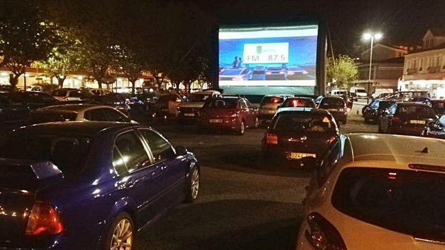 Imagen del autocine del sábado en Marín.