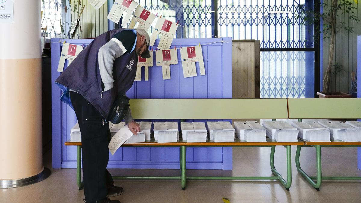 La participación electoral en Cataluña se sitúa a las 18h en el 45,8%