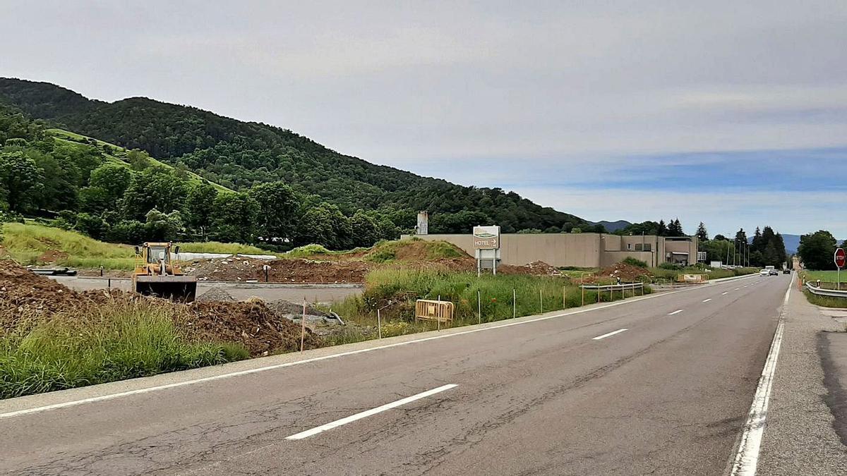 Obres al polígon de la Colònia Llaudet de Sant Joan de les Abadesses. | AJ. DE SANT JOAN