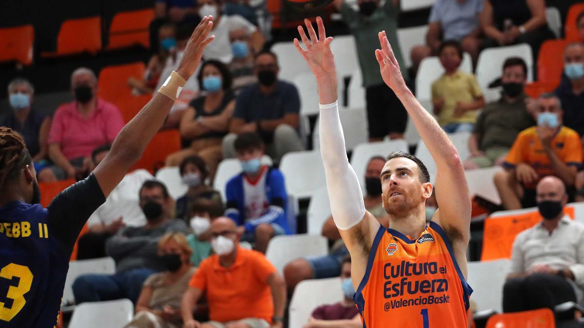 Víctor Claver, ante el UCAM Murcia