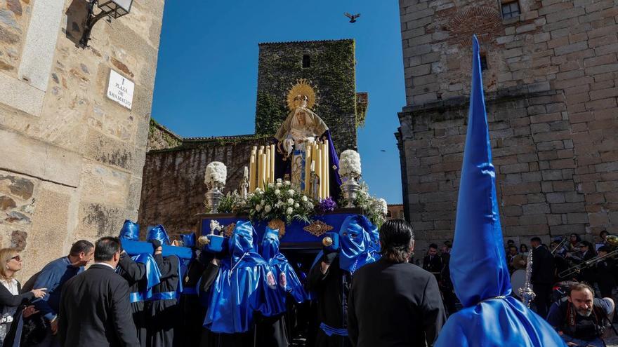 Semana Santa de Cáceres | La Carrera del Cristo de la Expiración y Nuestra Señora de Gracia y Esperanza