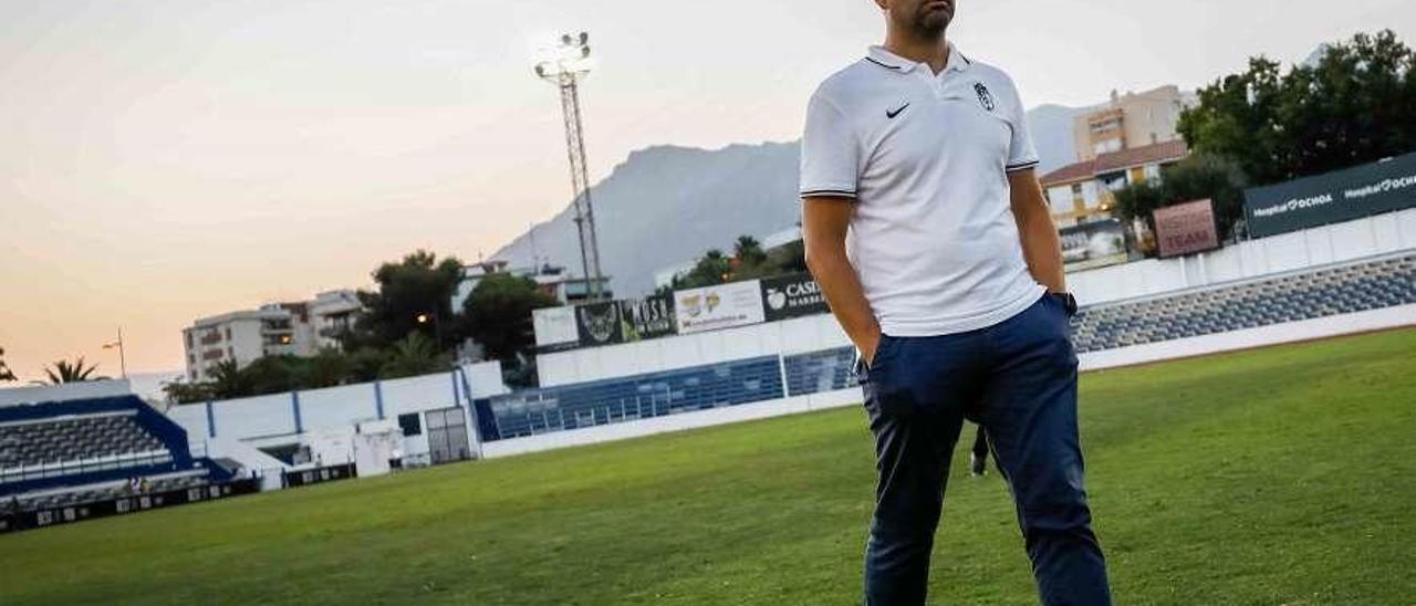 Diego Martínez, entrenador vigués del Granada, durante la pasada pretemporada. // Fermín Rodríguez (Ideal)