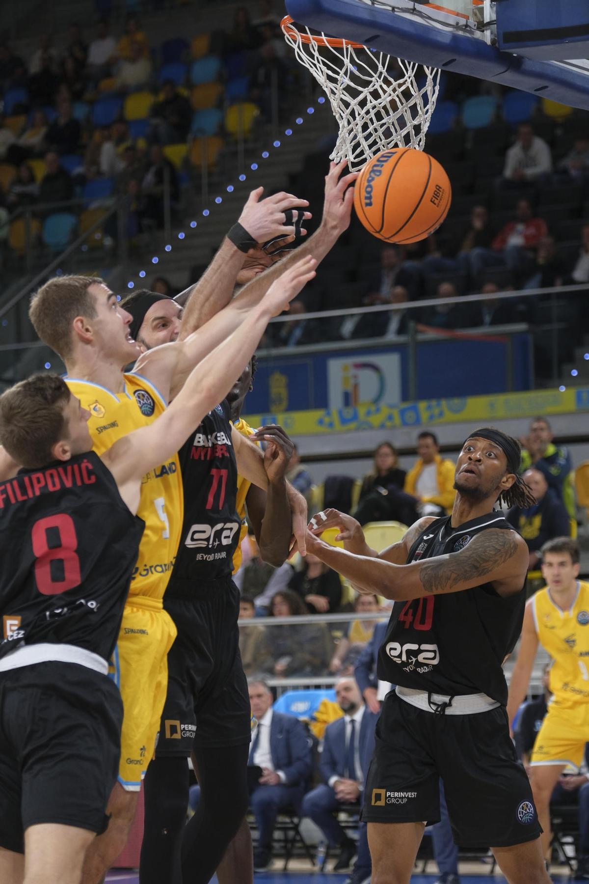 Basketball Champions League: Dreamland Gran Canaria 1 - ERA Nymburk