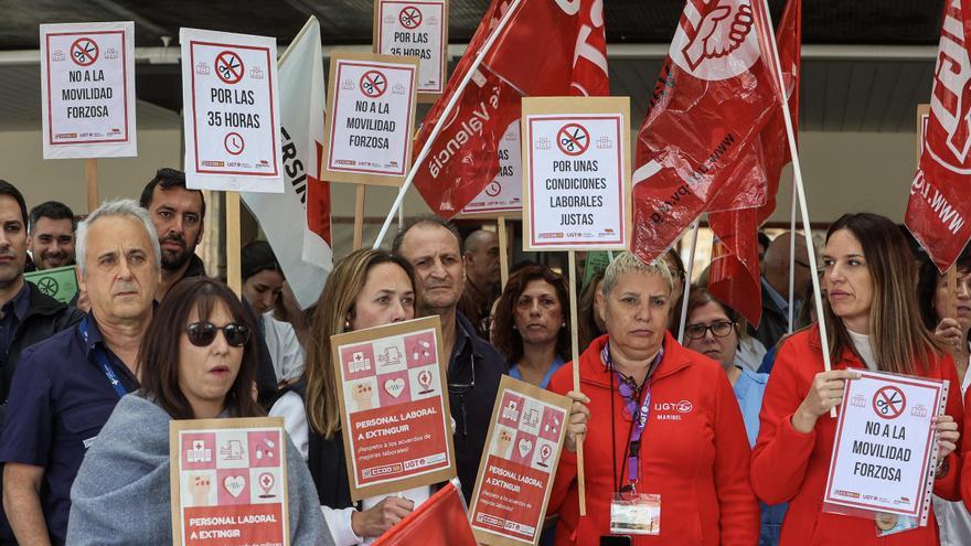Sanitarios se levantan contra  la movilidad forzosa de especialistas dentro de las nuevas macroáreas de Alicante