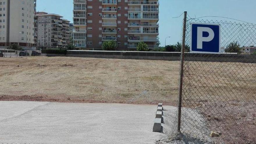 Benicàssim habilita una nueva zona de aparcamiento en la zona sur