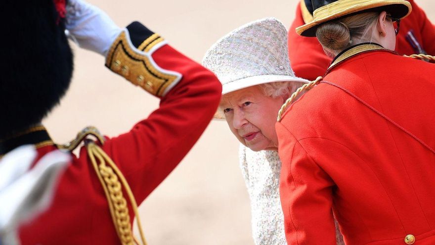 La monarquía británica revisará sus "políticas de diversidad" tras las acusaciones de Meghan