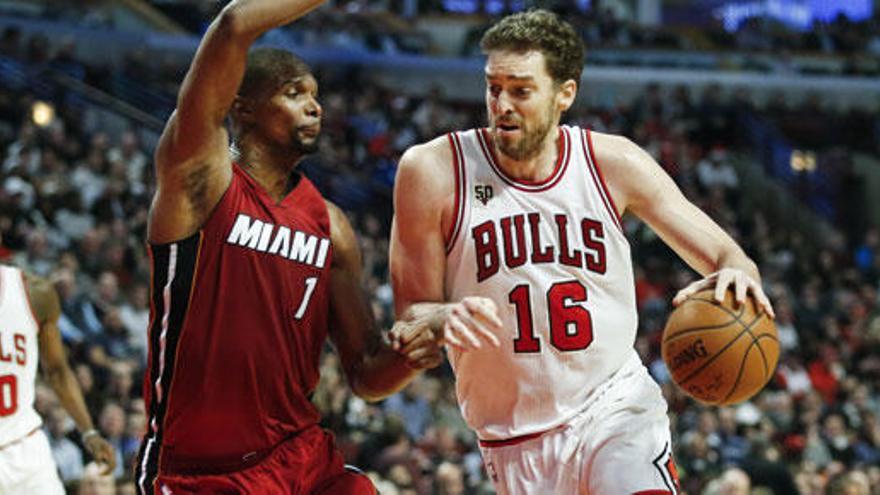 Pau Gasol lidera a los Bulls.