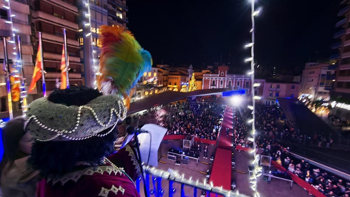 Fotogalería I Las imágenes de la Cavalcada de Reis de Vila-real Fotogalería I Las imágenes de la Cavalcada de Reis de Vila-real