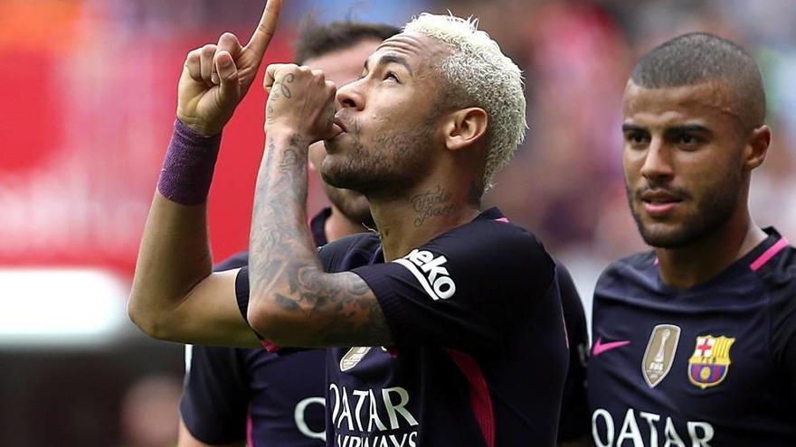 Neymar anotó dos de los cinco goles del Barcelona.