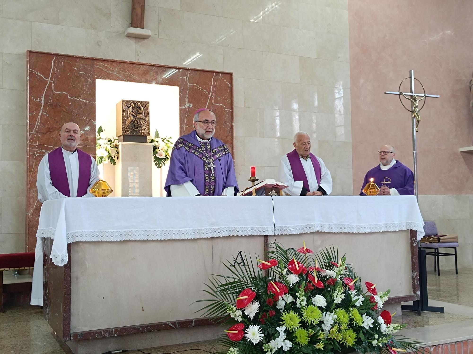 Jesús Sanz Montes entrega los premios "Liborio Colino" en Llanera