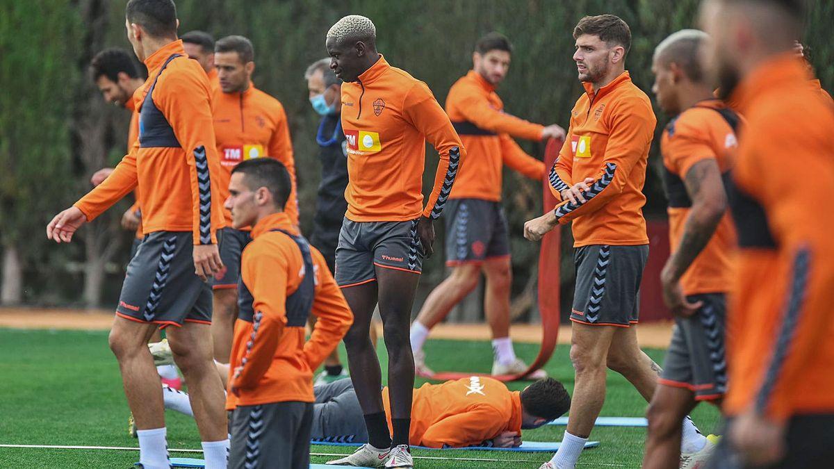 El Elche CF se centra tras la Copa del Rey en el partido ante el Atlético de Madrid