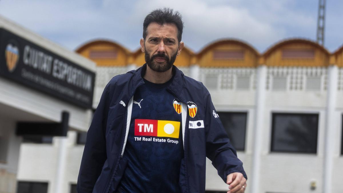 La respuesta de Corberán a los cánticos de "Carlos vete ya"