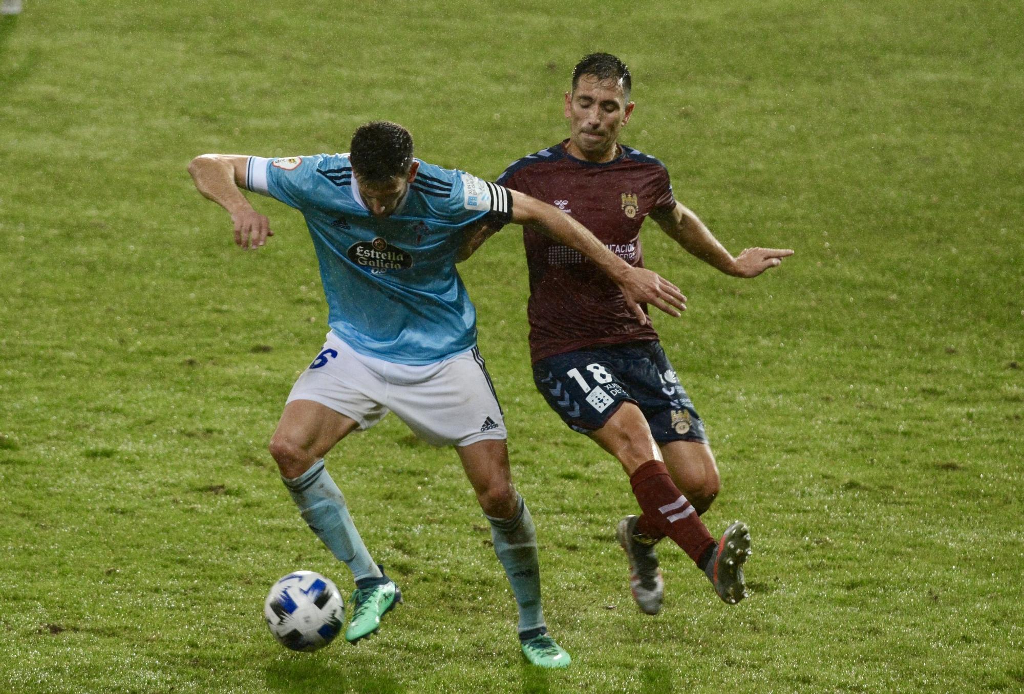 El Pontevedra se lleva el derbi en Pasarón