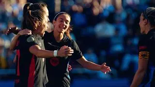 Pajor dispara en el estreno de las campeonas en Riazor