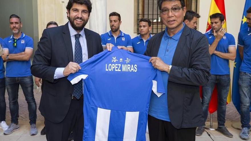 Fútbol de cristal en Lorca