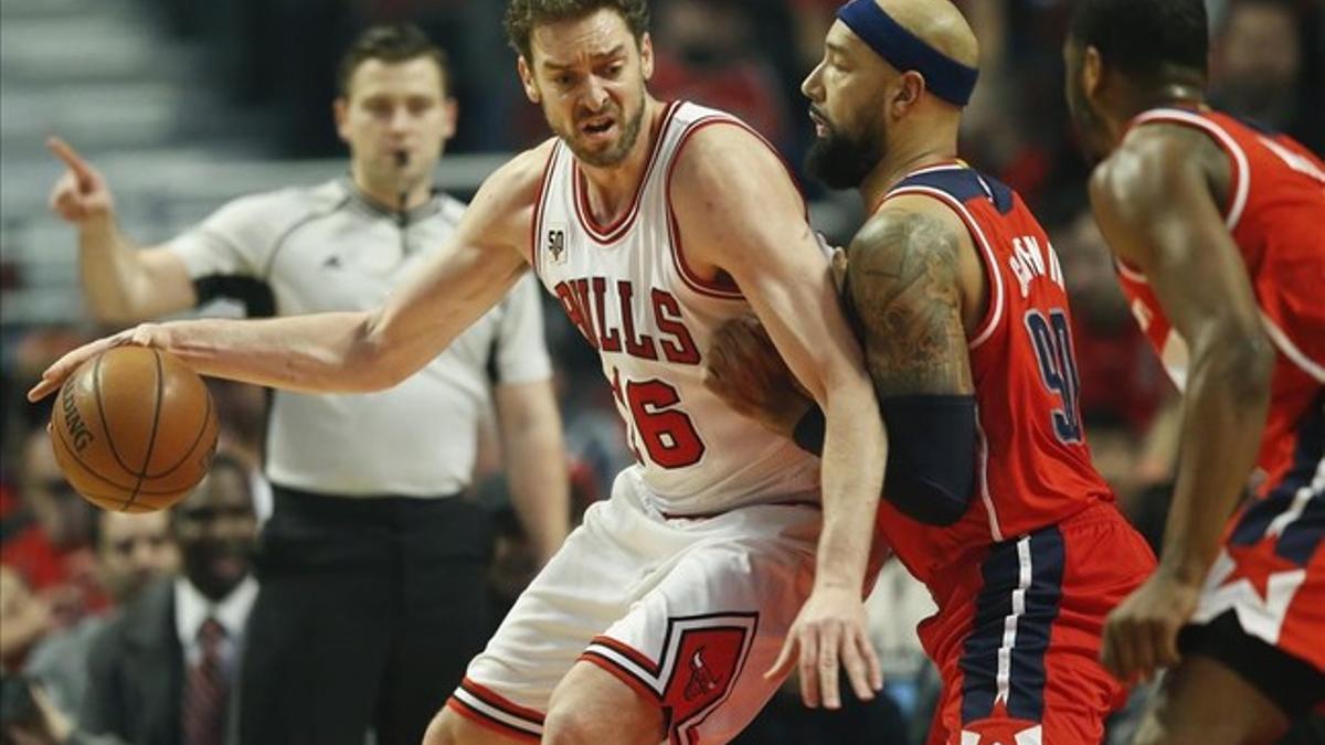 Pau Gasol, en plena acción