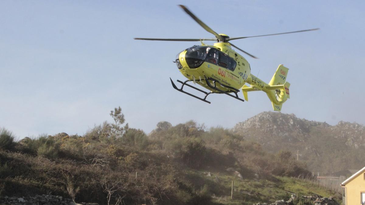 Al lugar del suceso acudió un helicoptero medicalizado, pero nada se pudo hacer por salvar su vida.