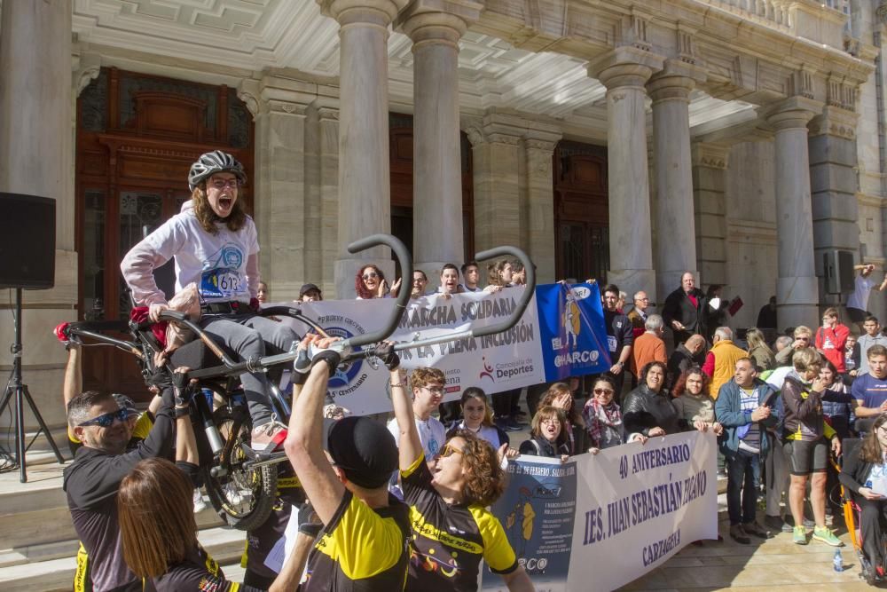 Marcha y lectura del manifiesto por la plena inclusión en Cartagena