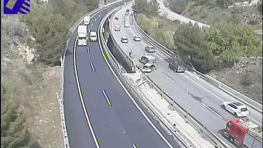 Un fotograma captat per les càmeres de la carretera al punt on va tenir lloc l&#039;accident.