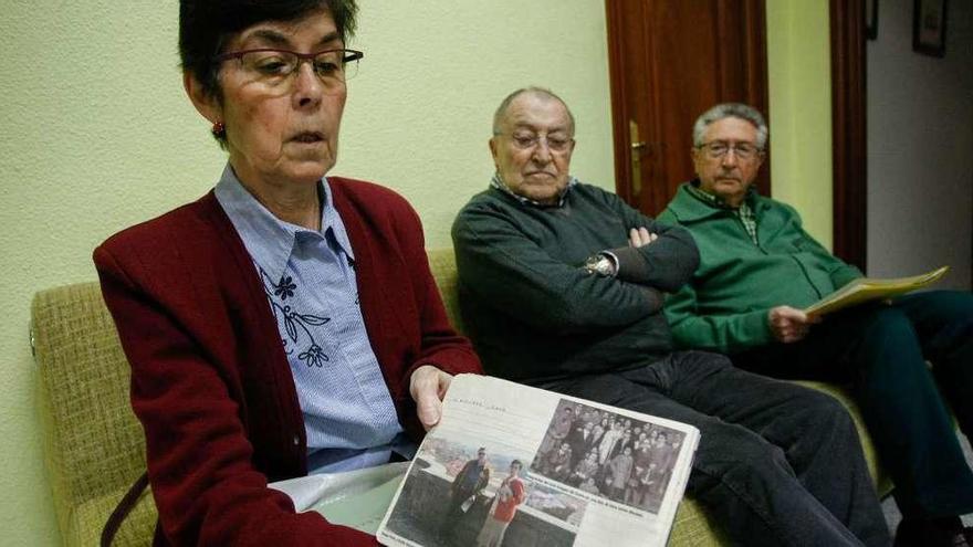 Tere Peña, Jesús Rodrigo y Emilio Alonso, en la sede del periódico.