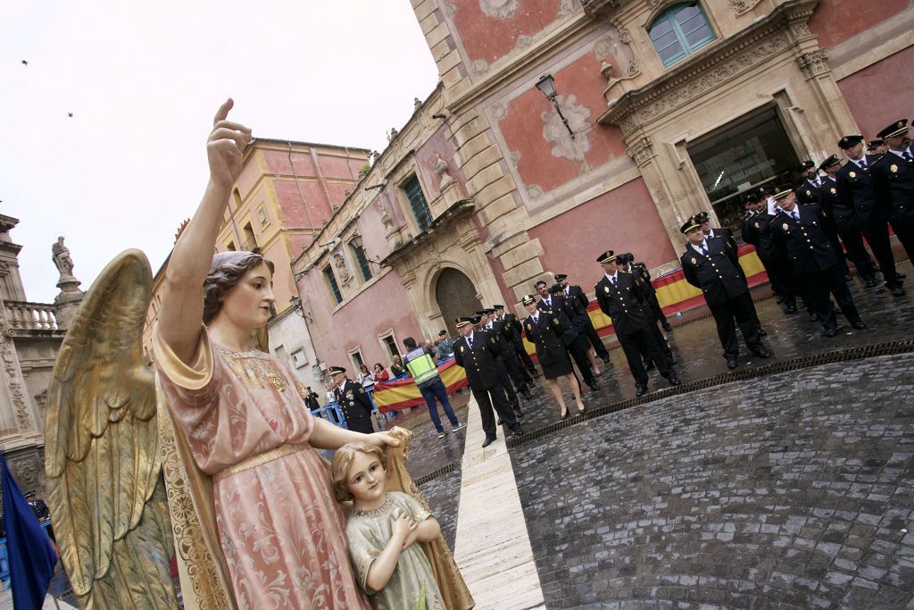 Las imágenes de la celebración de los Santos Ángeles Custodios de la Policía Nacional en Murcia