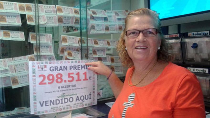 El despacho de Carmelina da 298.000 euros en el segundo premio que da este mes