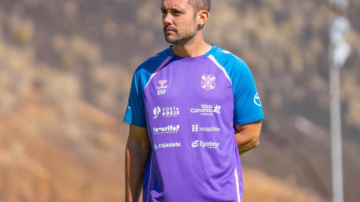 Maestre, técnico del Costa Adeje Tenerife.