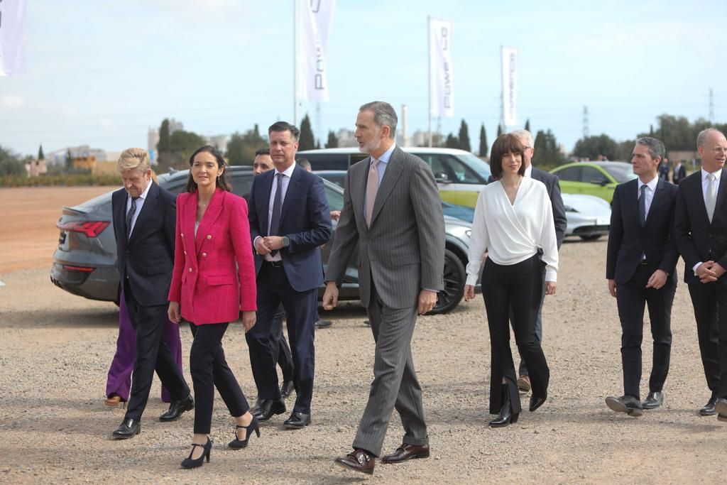 Felipe VI, Pedro Sánchez y Ximo Puig presiden el acto de iniciación de las obras de la gigafactoría de Sagunt