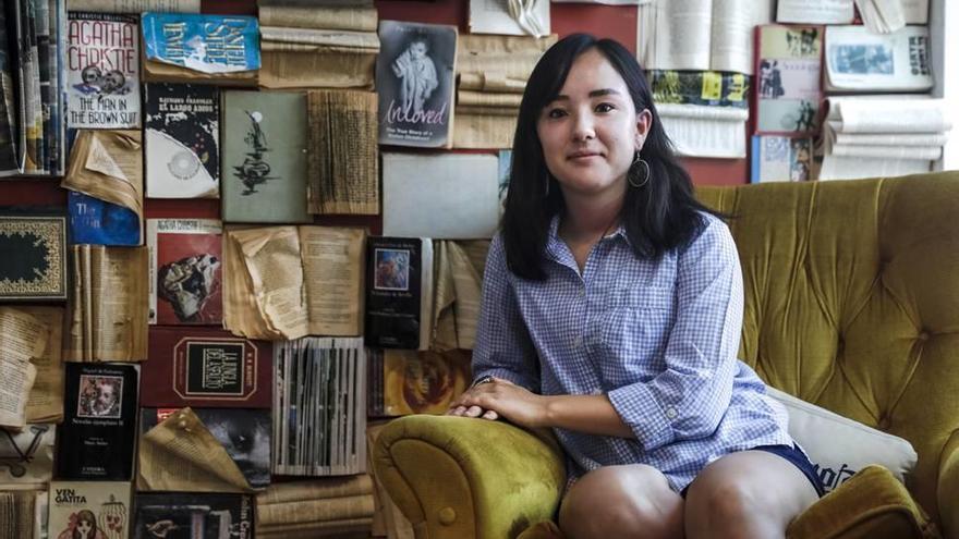 La estudiante palmesana Carmen Enrique Chung en la cafetería Cachivache de la zona del Escorxador.